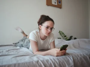 “The Doomscrolling Brain: How Dopamine, Fear, FOMO, and Rumination Trap Us in Endless Digital Loops.”-mridconsults.com